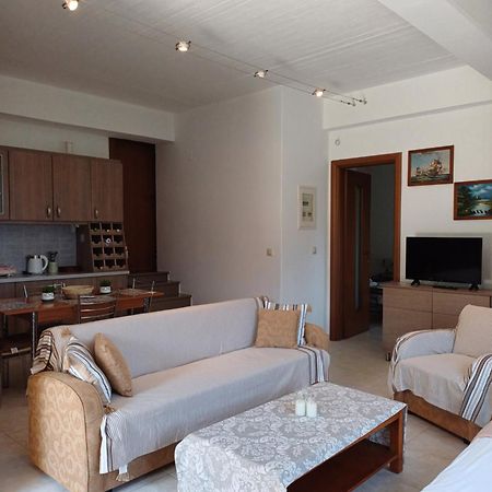 Efi'S Guest House เอยอส ดิมิตริออส ภายนอก รูปภาพ