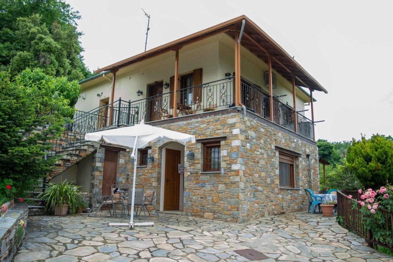 Efi'S Guest House เอยอส ดิมิตริออส ภายนอก รูปภาพ