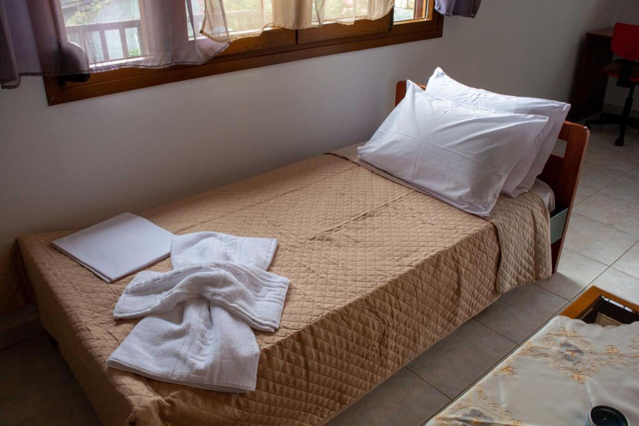 Efi'S Guest House เอยอส ดิมิตริออส ภายนอก รูปภาพ